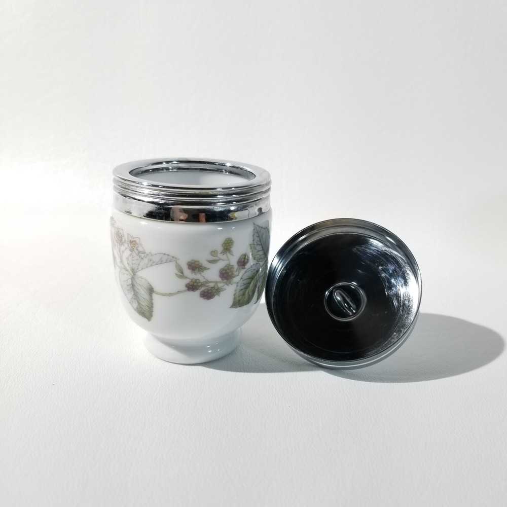 Royal Worcester Porcelain Egg Cup with Lid Made in England Brambles